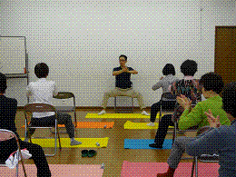 町田健康サポート主催_中高年向け健康体操教室01.GIF